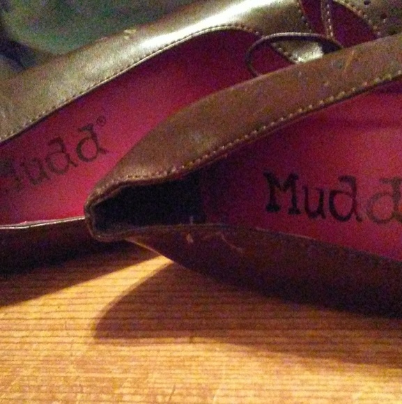 Brown Mary jane heels - Picture 4 of 8